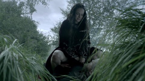 Amy Bailey - Nudity in Vikings s03e04 (2015)