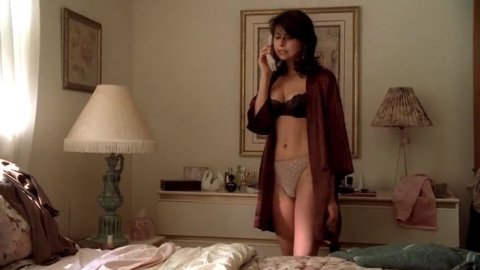 Oksana Lada - Nudity in The Sopranos s04e13 (2002)