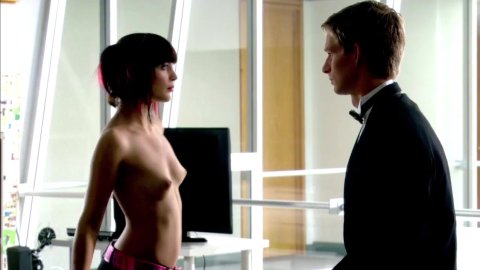 Noelle DuBois - Nudity in Forbidden Science s01e02 (2009)