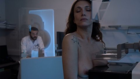 Natacha Lindinger - Nudity in Sam s03e01-07 (2019)