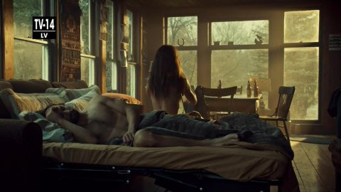 Tatiana Maslany - Nudity in Orphan Black s02e07 (2014)