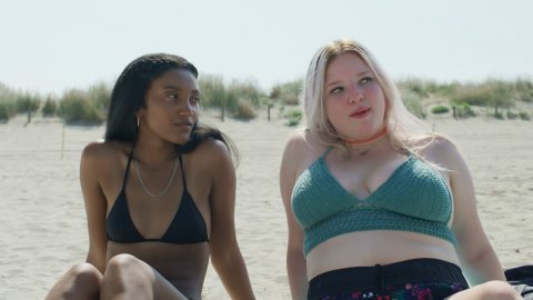 Jordan Kristine Seamon, Beatrice Barichella, Francesca Scorsese - Nudity in We Are Who We Are s01e02 (2020)