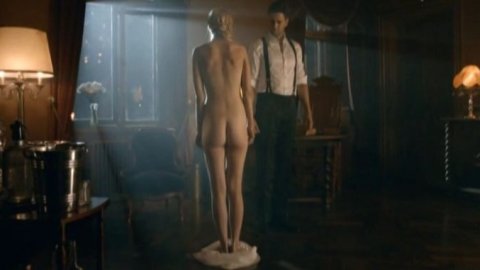 Alina Tomnikov - Nudity in Nymphs s01e07 (2013)