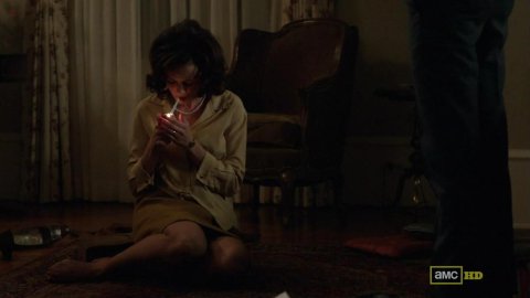 Alexis Bledel - Nudity in Mad Men s05e08 (2012)