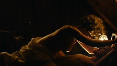 Kerry Condon - Nudity in The Last Station (2009)