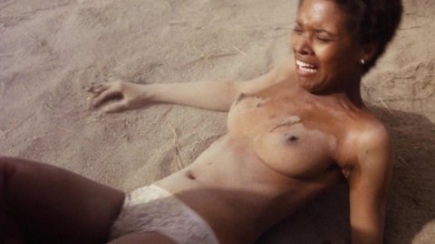 Jeannie Bell, Lola Falana - Nudity in The Klansman (1974)