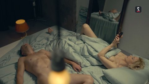 Marina Zudina - Nudity in Gold Diggers s01e07 (2019)