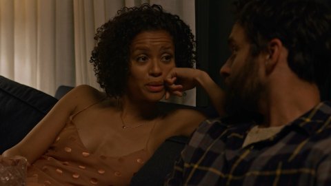 Gugu Mbatha-Raw - Nudity in Easy s03e09 (2019)