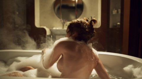 Ivana Baquero, Begoña Vargas - Nudity in High Seas s01e03-04 (2019)