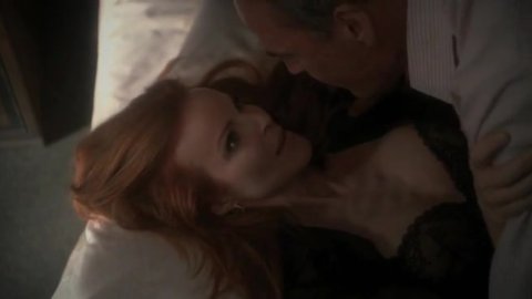 Marcia Cross - Nudity in Desperate Housewives s06e03 (2004)