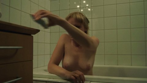 Viktoria Winge, Veslemoy Morkrid, Julia Schacht - Nudity in All Must Die (2019)