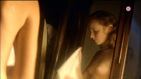 Tatiana Pauhofova - Nudity in Cruel Joys (2002)