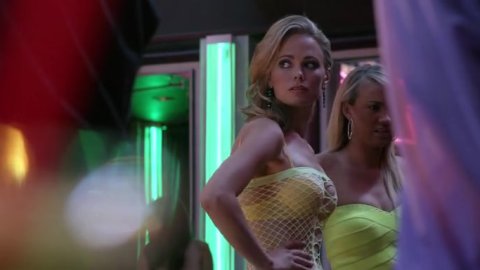 Katia Winter - Nudity in Dexter s07e02 (2012)