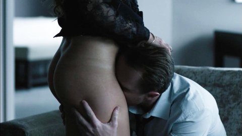 Riley Keough - Nudity in The Girlfriend Experience s01e13 (2016)