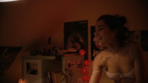 Helene Kuhn - Nudity in Marianne (2016)