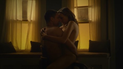 Michaela McManus - Nudity in The Village s01e05 (2019)