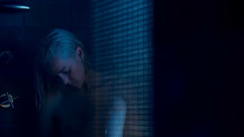 Jena Malone - Nudity in Too Old to Die Young s01e10 (2019)