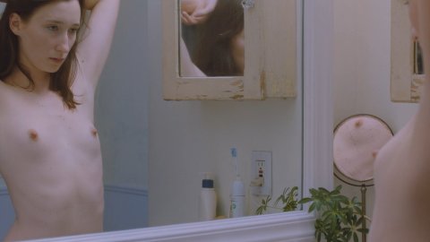 Anna Cordell - Nudity in Rubber Heart (2017)