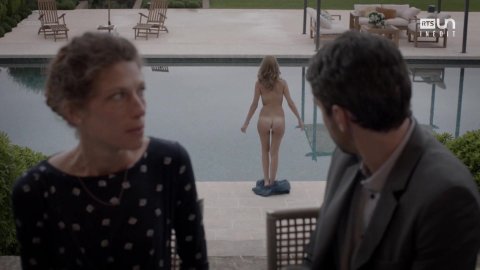 Valerie Dashwood - Nudity in Research Unit s11e06 (2017)