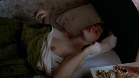 Marcia Gay Harden, Donogh Rees - Nudity in The Crush (1992)