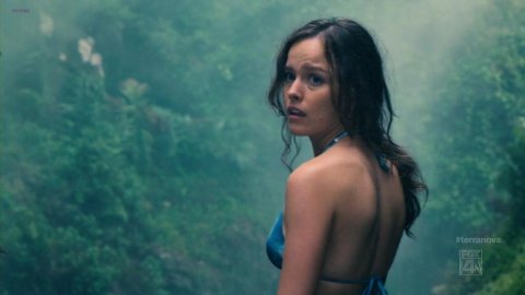Allison Miller - Nudity in Terra Nova s01e01 (2011)