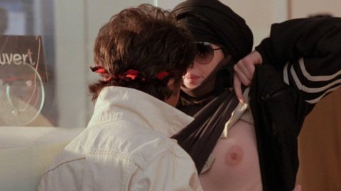 Isabelle Adjani - Nudity in Ishtar (1987)