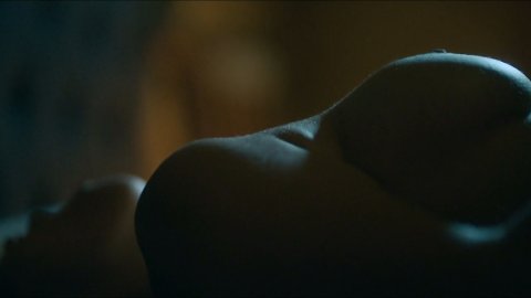 Carol Rovira - Nudity in Presunto Culpable s01e02-05 (2018)