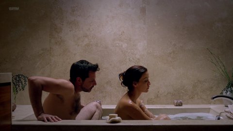 Rocio Verdejo - Nudity in Dios Inc. s01e02 (2016)